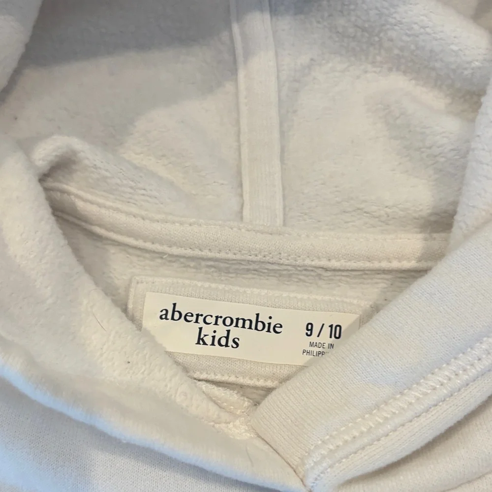 Abercrombie Kids Soft White Pullover